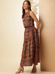 Maroon Geometric Printed Boat Neck Sleeveless Pure Cotton Crop Top With Slit Skirt