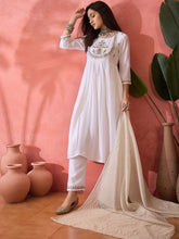 White Floral Embroidered Silk Blend A-Line Kurta With Trousers And Dupatta