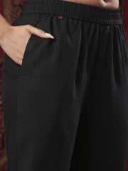 Women Floral Printed Regular Kurta with Trousers & With Dupatta