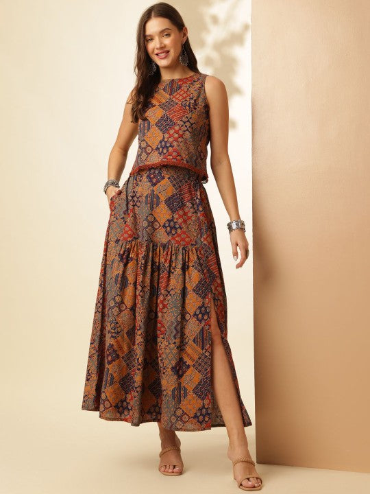 Maroon Geometric Printed Boat Neck Sleeveless Pure Cotton Crop Top With Slit Skirt-1