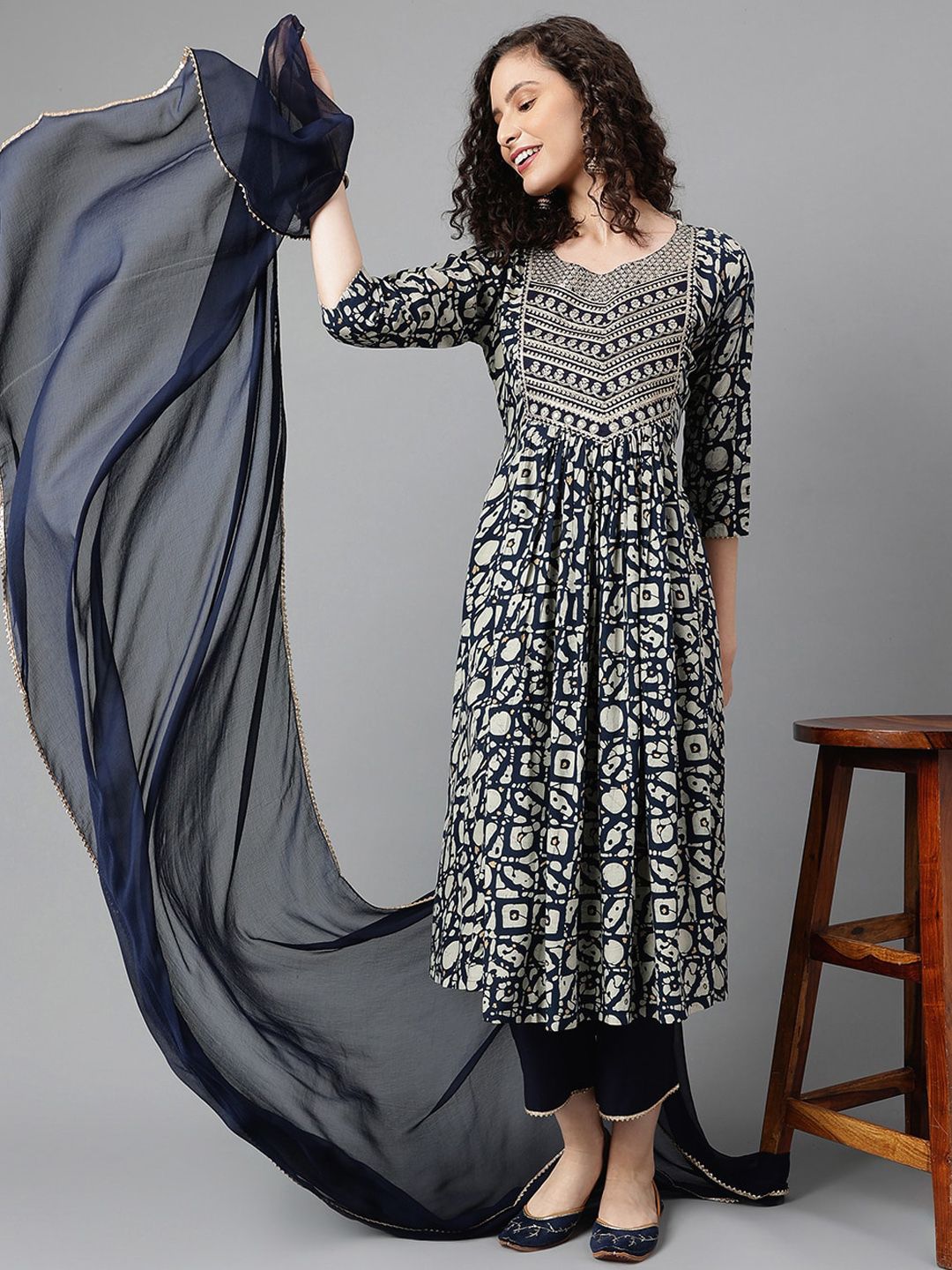 Printed Empire Thread Work Kurta with Palazzos & With Dupatta-1