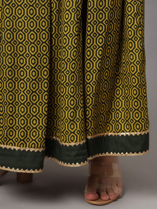 Printed Flared Maxi Skirt-2