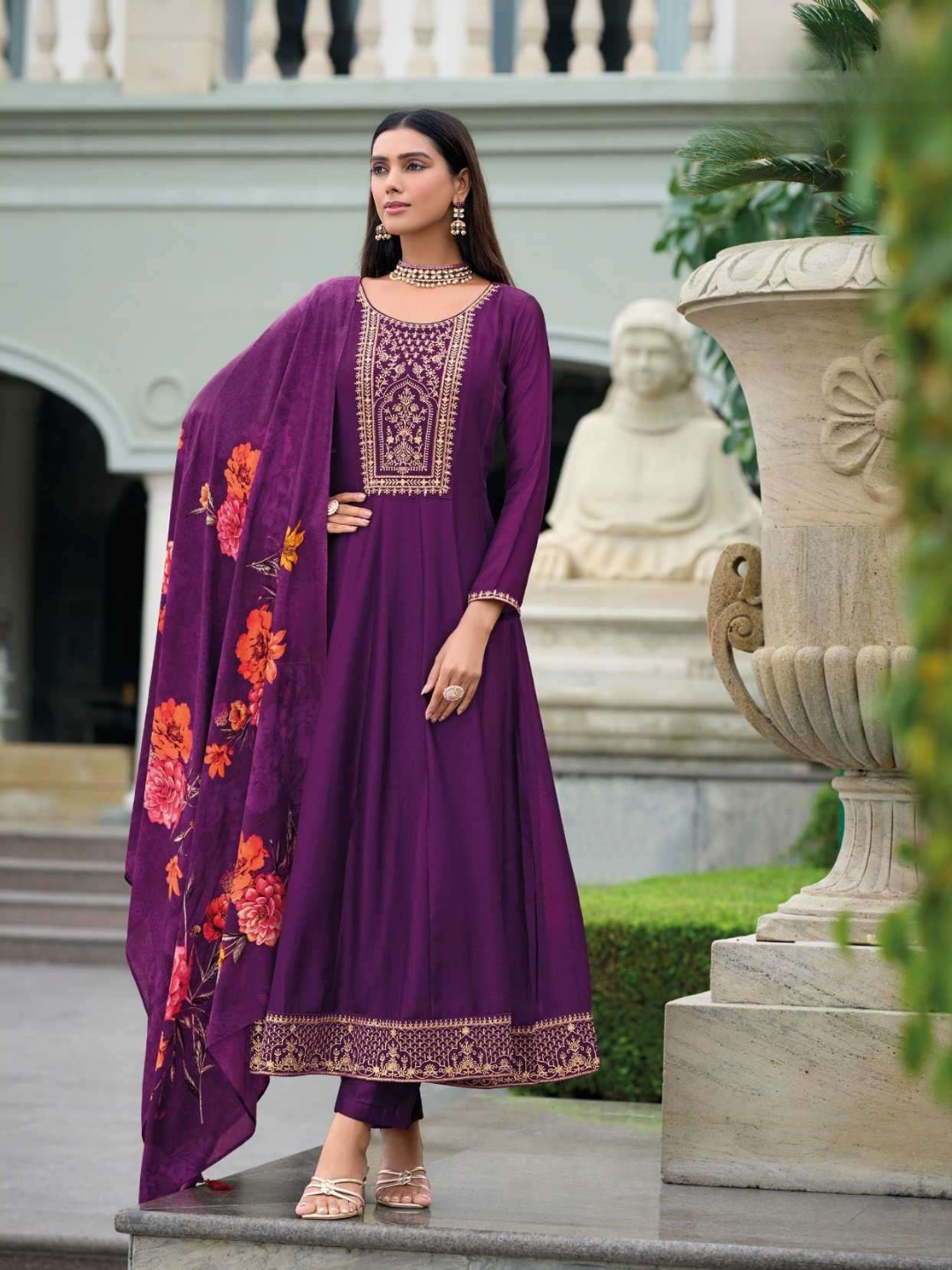 Women Royal Anarkali Kurta Set with rich work-1