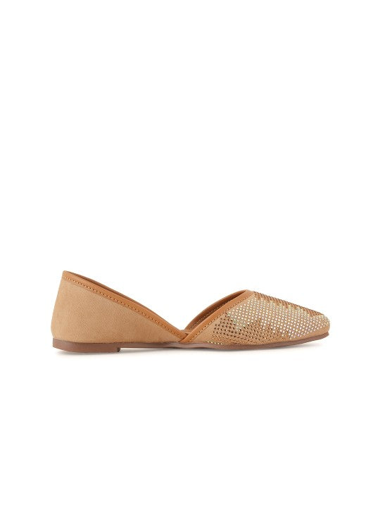Embellished Diamond Design Mojari Flats-6