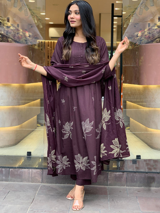 Floral Printed Pleated Round Neck Anarkali Kurta With Trousers & Dupatta-8
