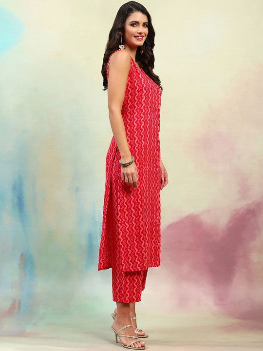Geometric Printed Regular Straight Kurta with Palazzos & Dupatta-2