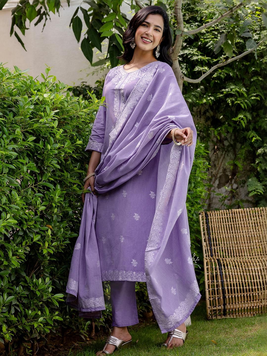 Women Lavender Cotton Blend Kurta Sets-1