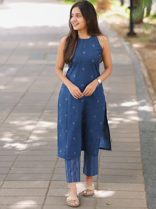 Women Floral Printed Kurta with Trouser-1