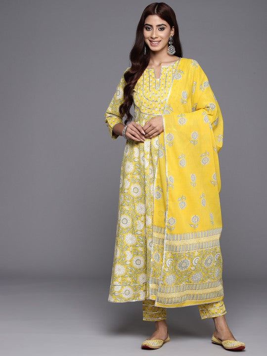 Women Floral Yoke Design Empire Gotta Patti Pure Cotton Kurta Set-5