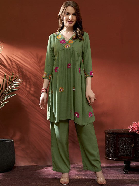 Embroidered Tunic With Palazzos Co-Ords-1