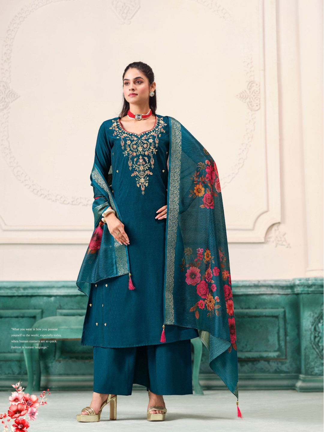 Women’s Serene Bloom Nagris Kurta Set