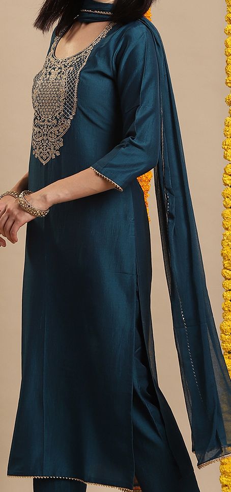 Ethnic Motifs Embroidered Round Neck Straight Kurta With Trouser And Dupatta