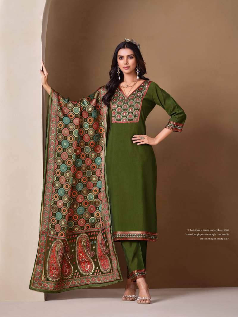 Beautiful Women’s Graceful Brasso Heritage Collection with thread word-19