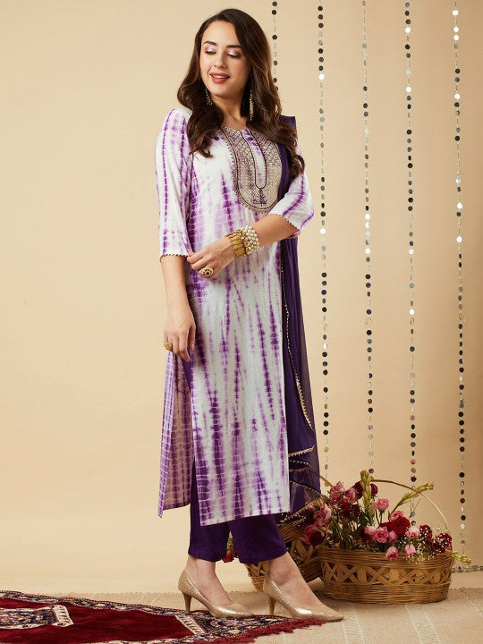 Ethnic Motifs Embroidered U-Neck Gotta Patti Kurta With Trouser & Dupatta-4
