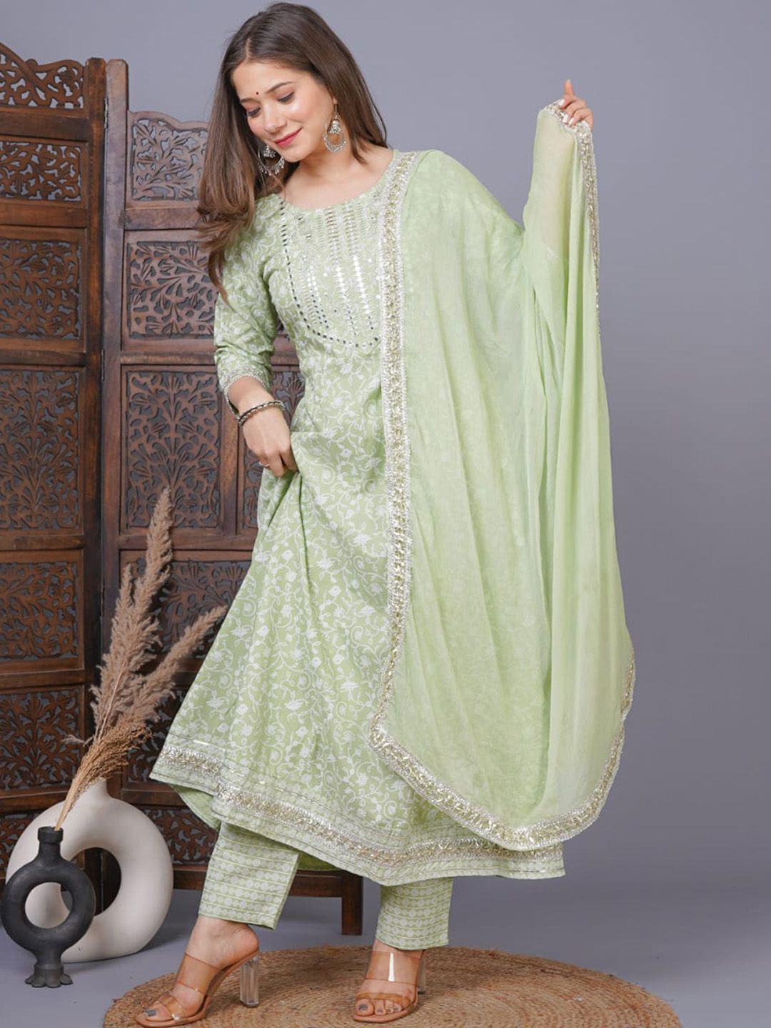 Floral Printed Mirror Work Anarkali Kurta & Trousers With Dupatta-16