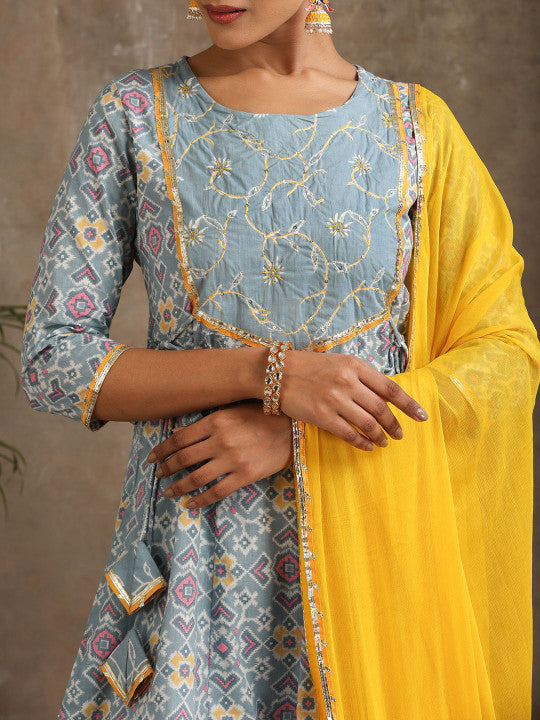 Women Green & Pink Printed Pure Cotton Kurta with Palazzos & Dupatta-6