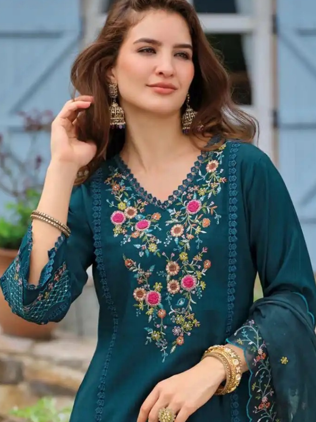 Women’s Shiddat Embroidered Kurta Set-6