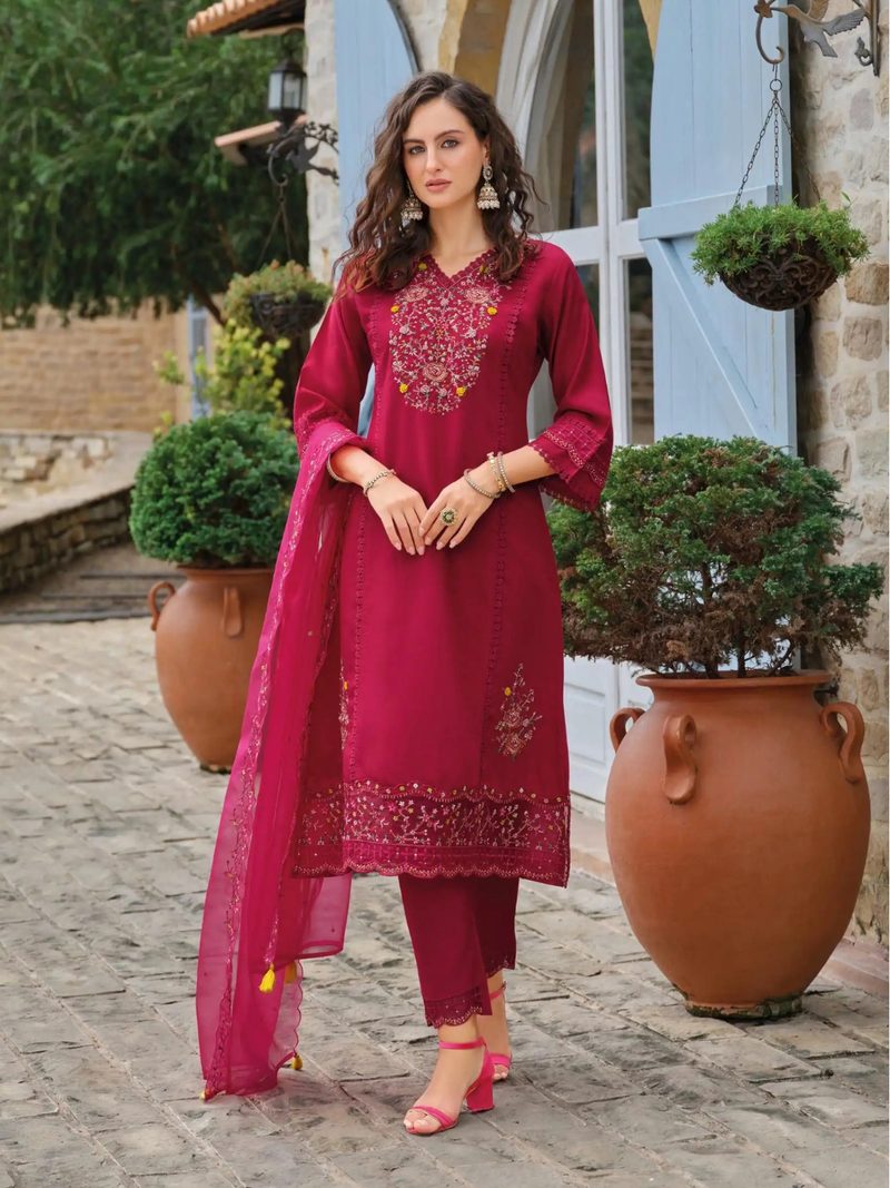 Women’s Shiddat Embroidered Kurta Set-3