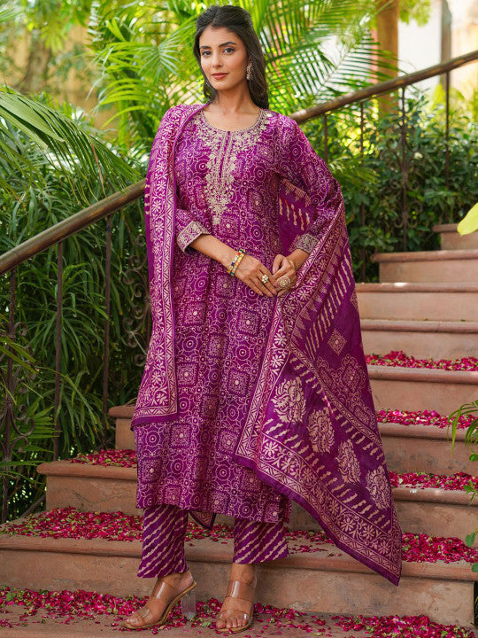 Ethnic Motifs Printed Thread Work Straight Kurta With Trouser & Dupatta-11