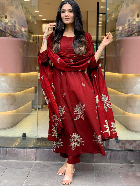 Floral Printed Pleated Round Neck Anarkali Kurta With Trousers & Dupatta-7