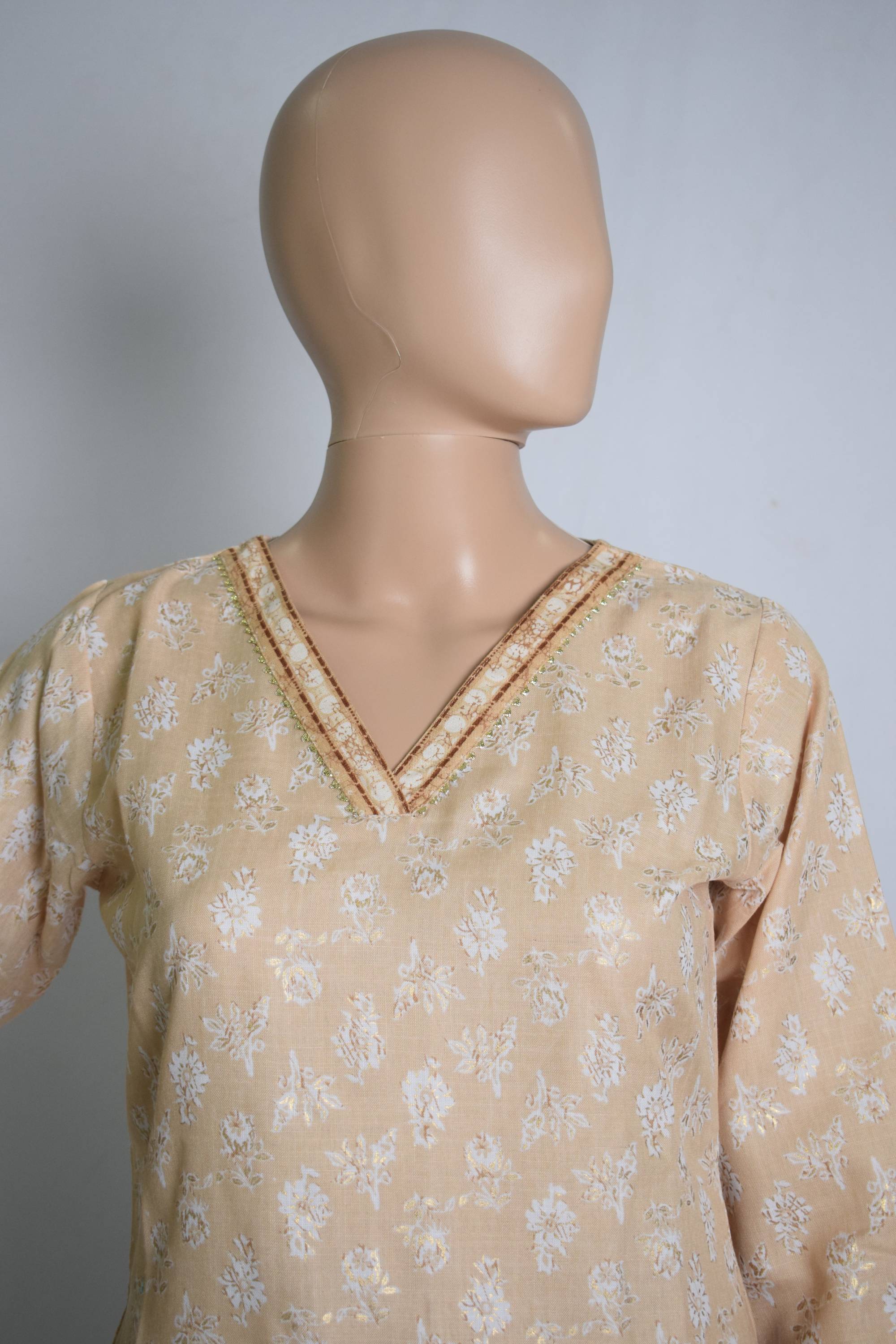 Beige V-Neck Floral Design Kurta Set