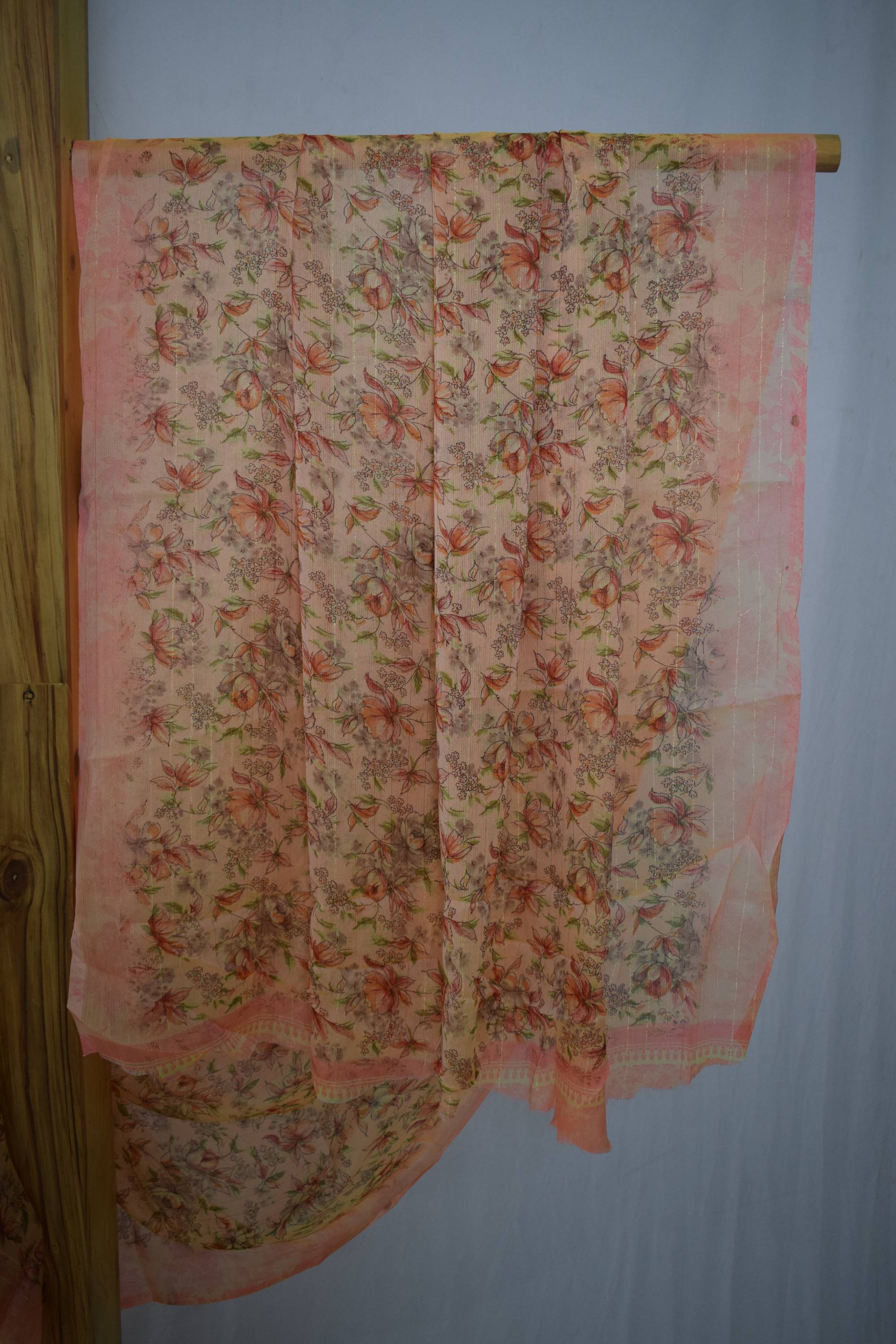 Floral Design Crepe Saree
