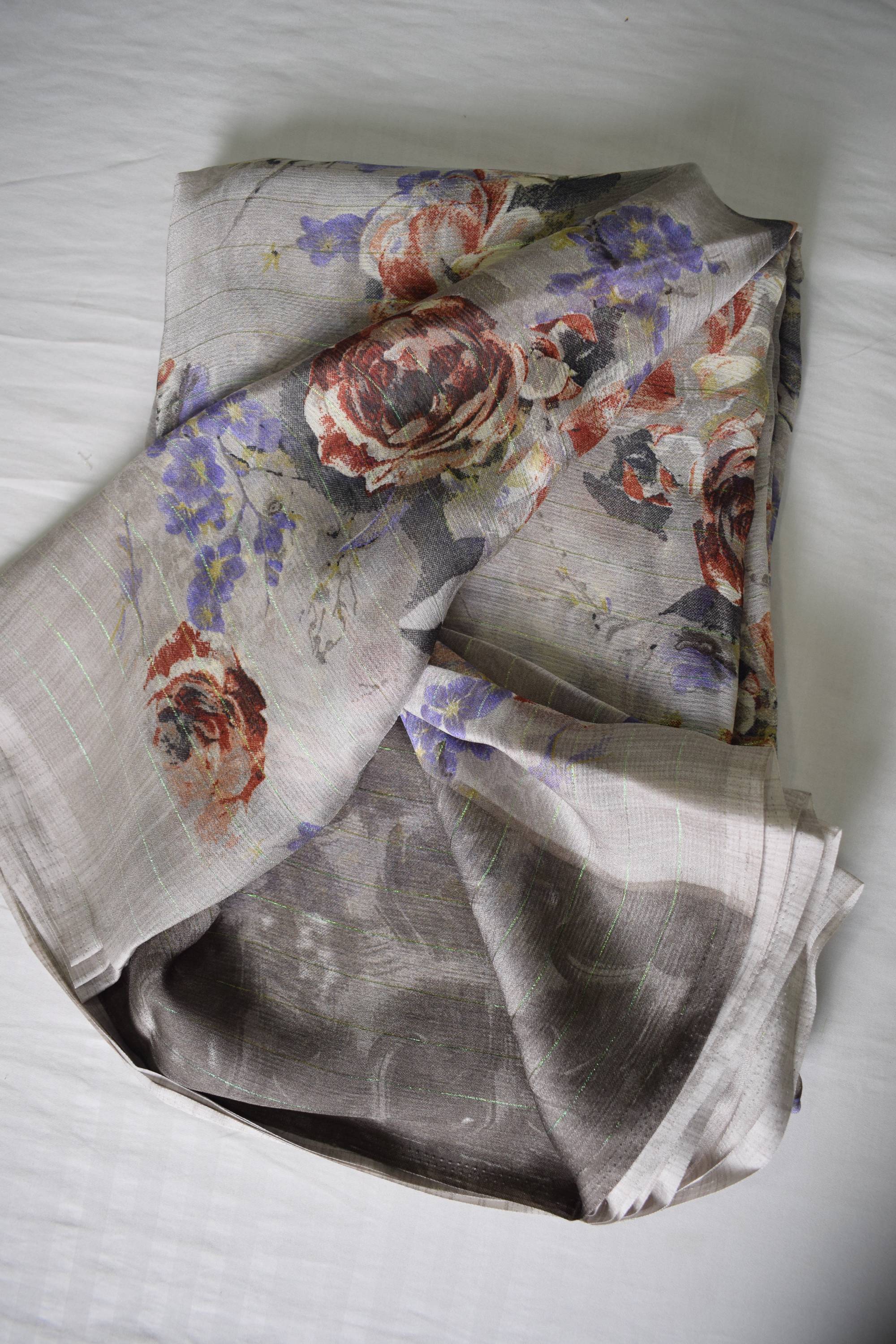 Floral Design Printed Crepe Saree