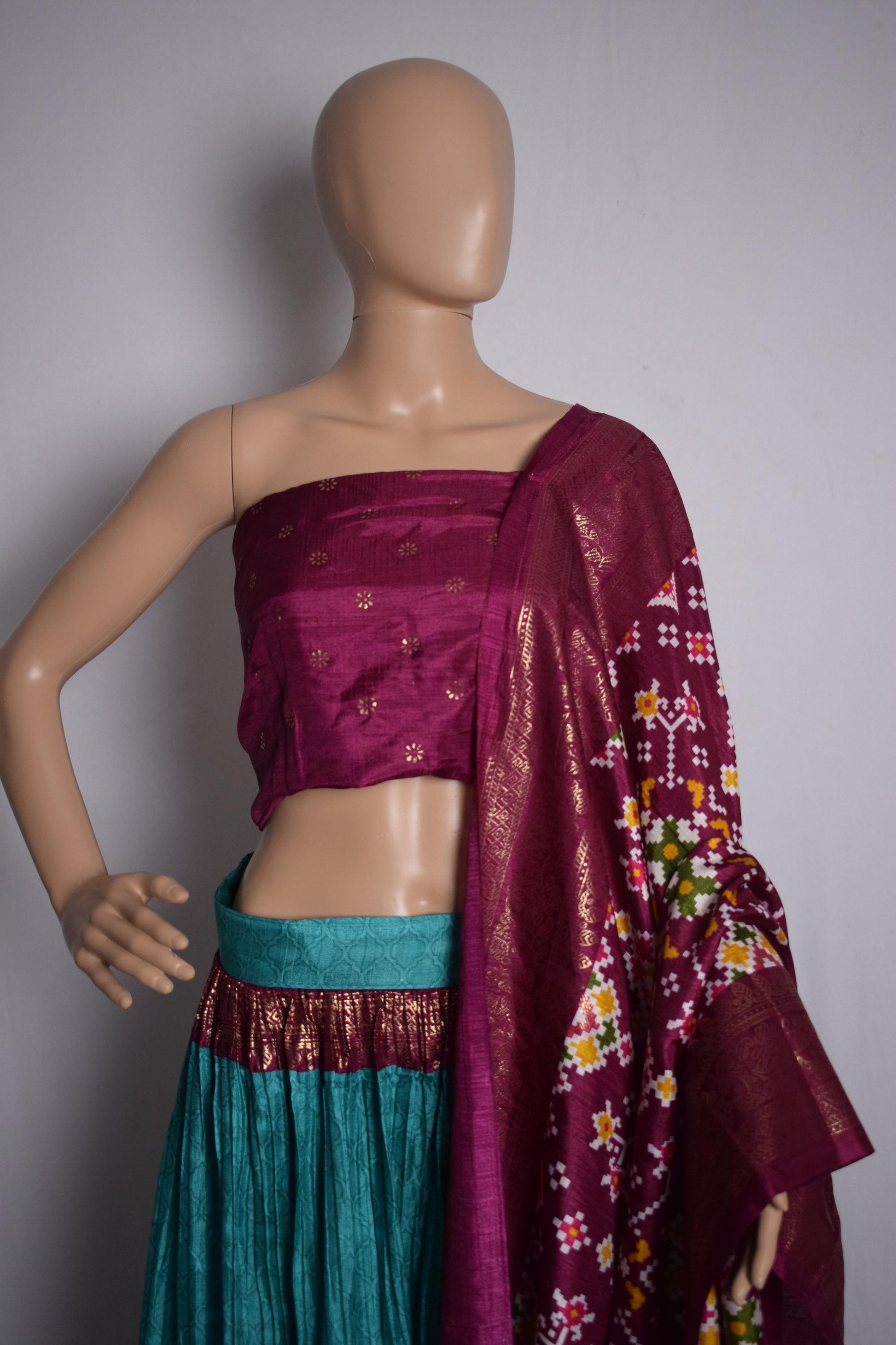 Green & Maroon Geometric Printed Ethnic Crushed Silk Lehenga-2