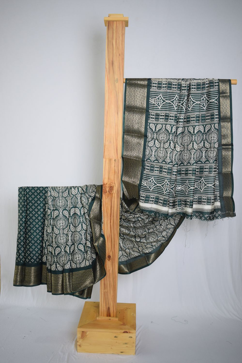 Ethnic Design Banarasi Silk Saree