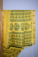Floral Design Banarasi Silk Saree