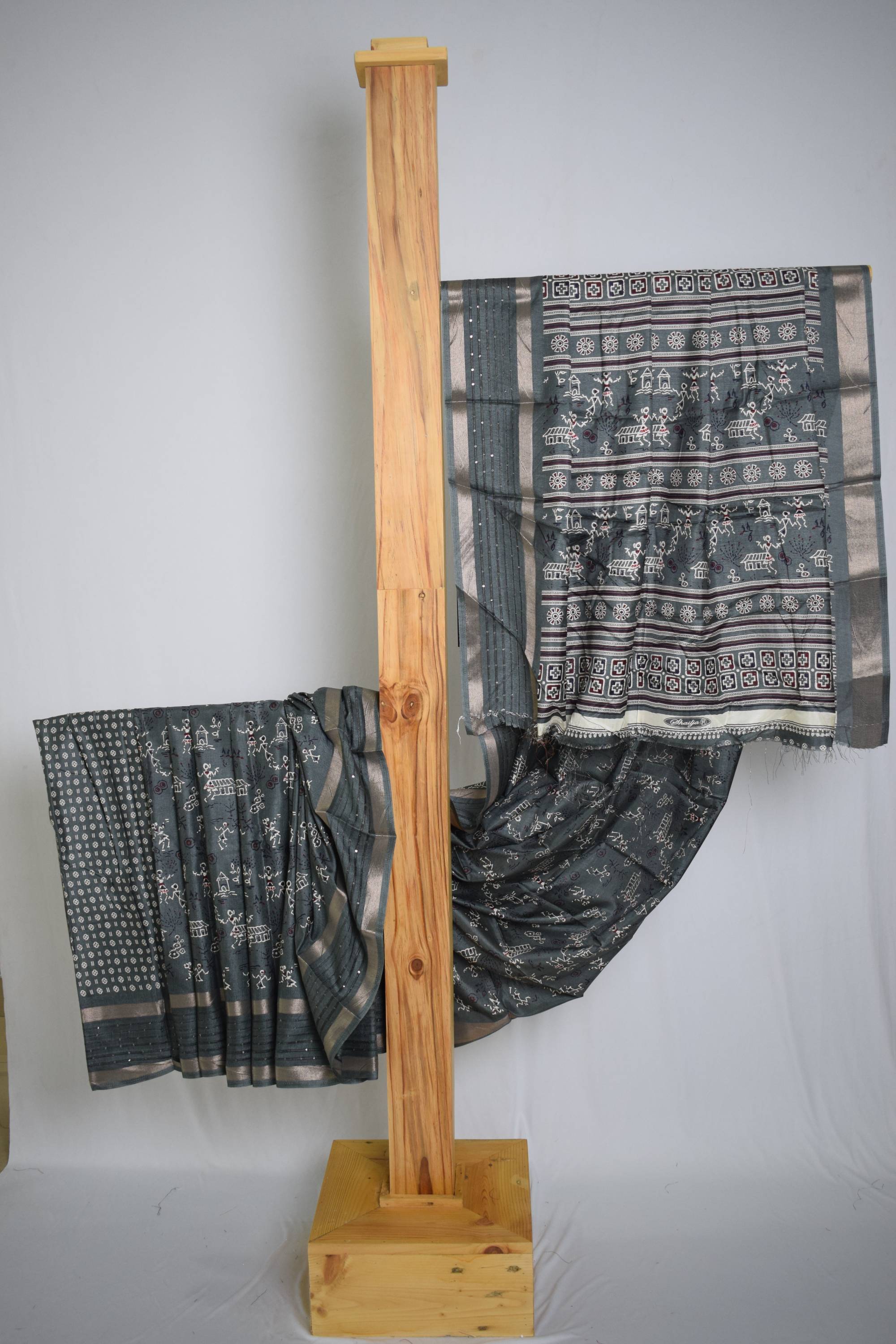 Banarasi Silk Printed Sequence Border Saree