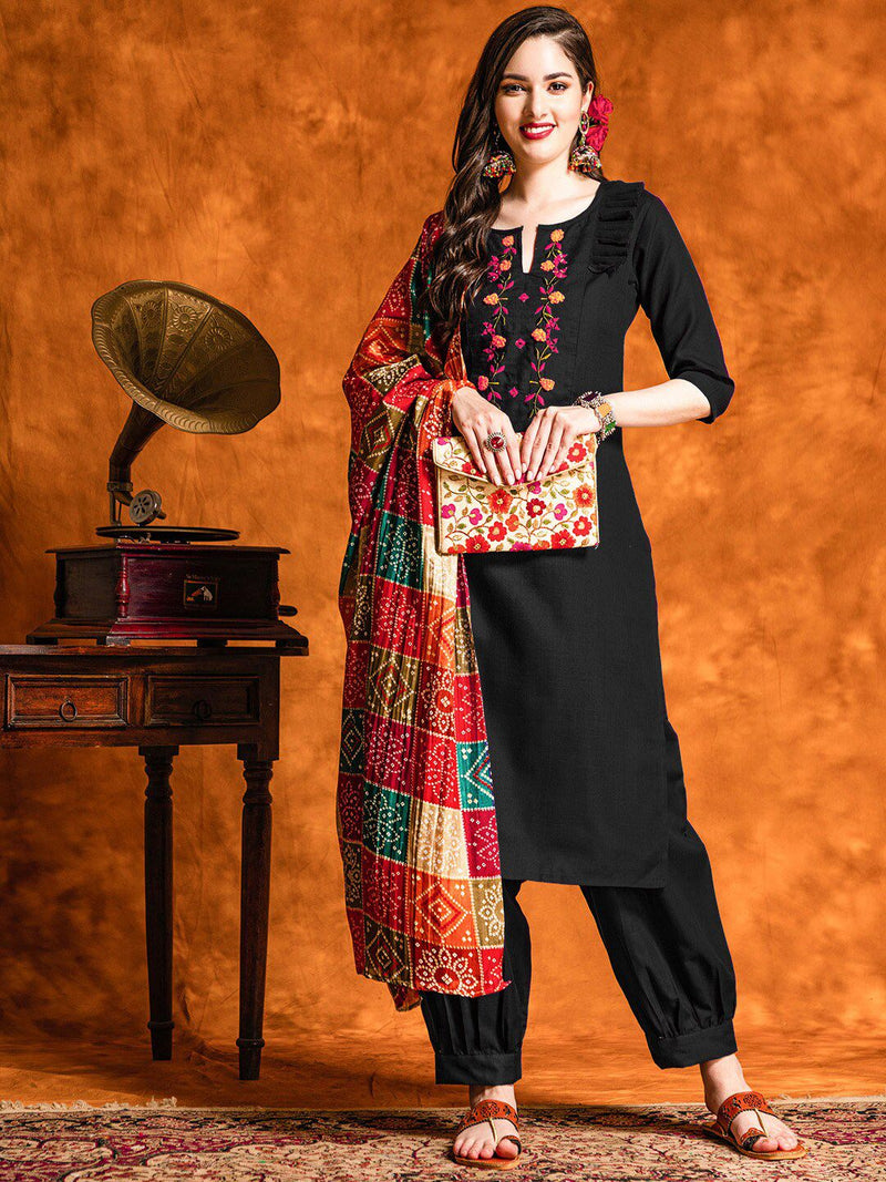 Floral Embroidered Regular Pure Cotton Kurta With Patiala & Dupatta-11