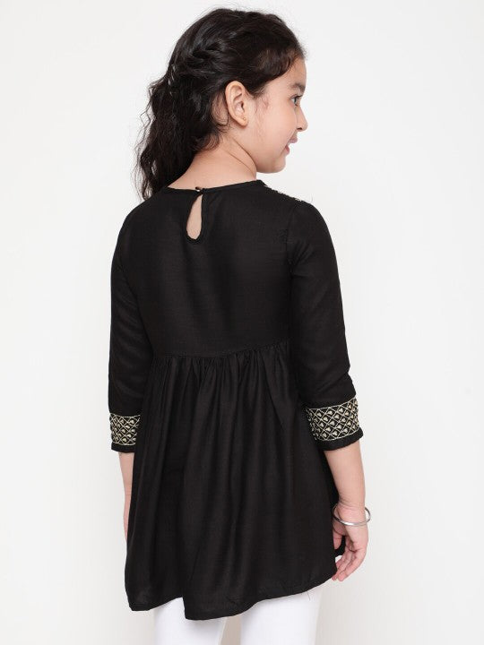 Girls Ethnic Motifs Embroidered Sequinned Kurti-3