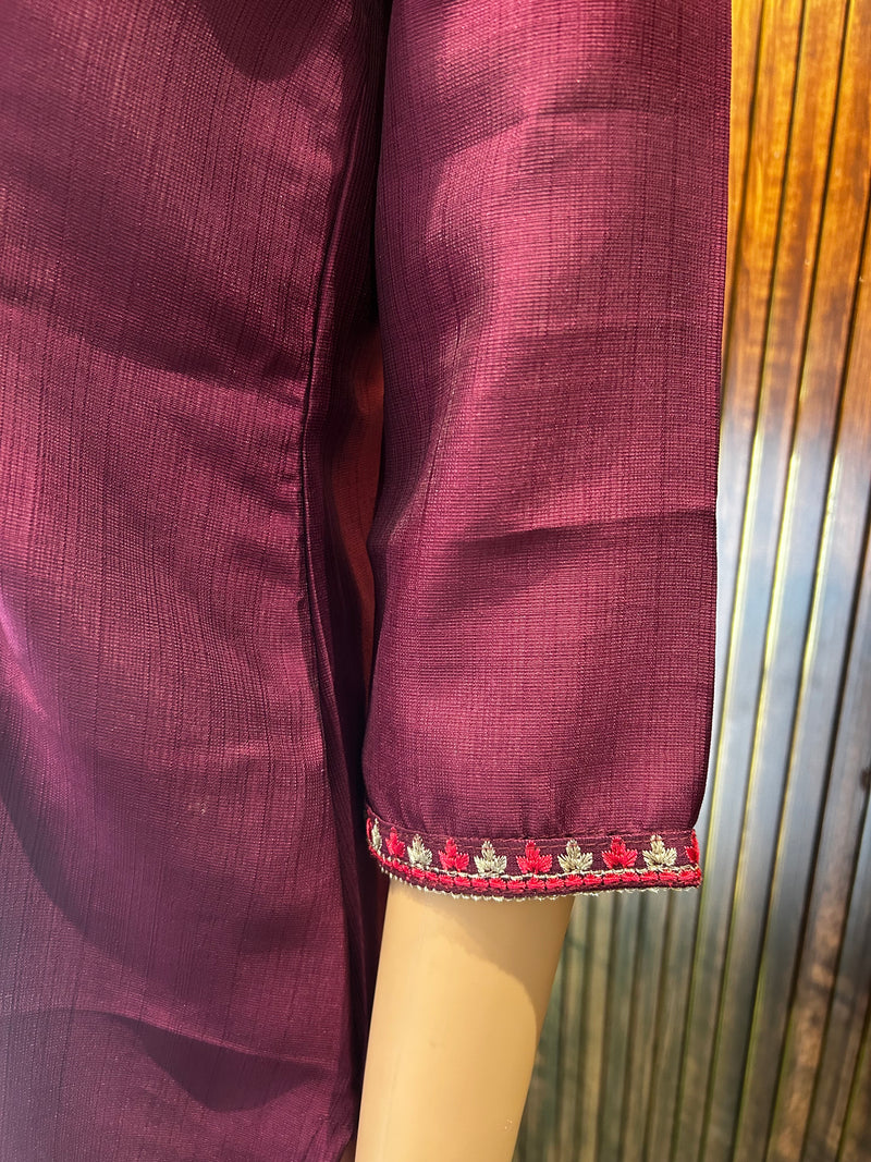 Plum Horse Embroidered Kurta-3