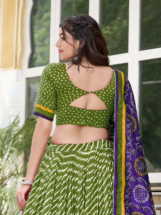 Printed Lehenga & Unstitched Blouse With Dupatta