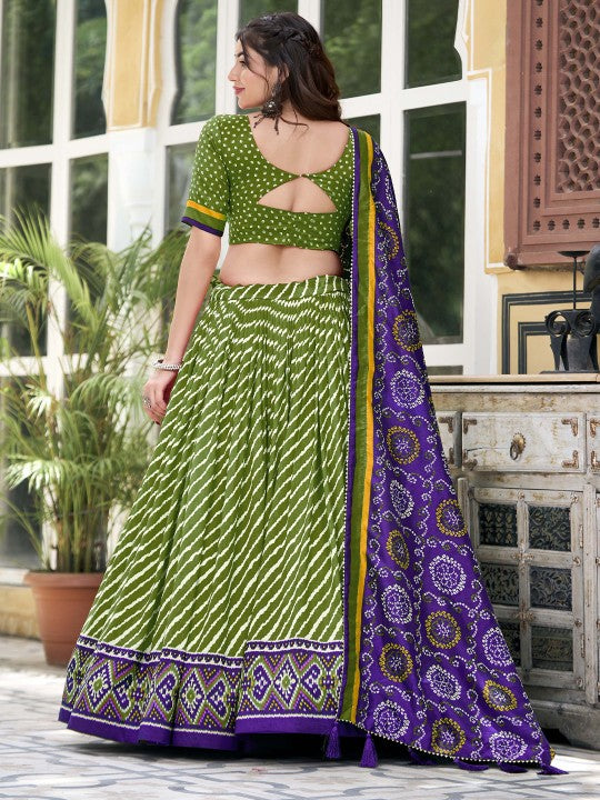 Printed Lehenga & Unstitched Blouse With Dupatta-3