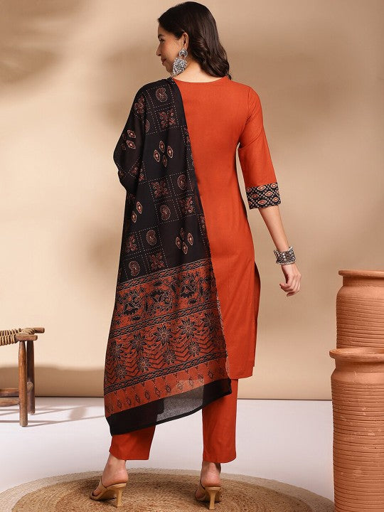 Printed Round Neck Three-Quarter Sleeves Cotton Kurta Set-2