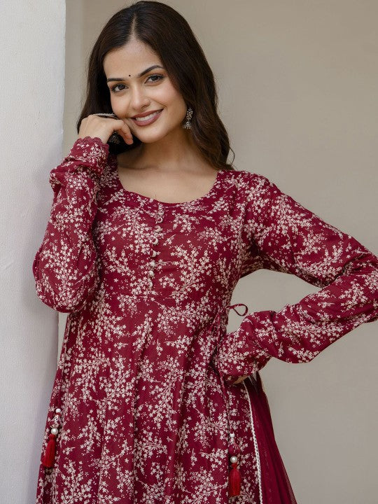 Red Floral Printed Empire Pure Cotton Anarkali Kurta With Pyjamas & Dupatta-7