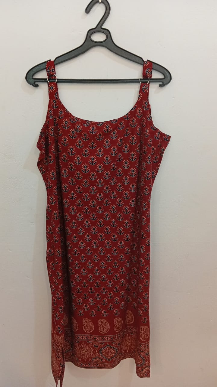 Brick Red Cotton Block Print Scoop Neck Kurta-3