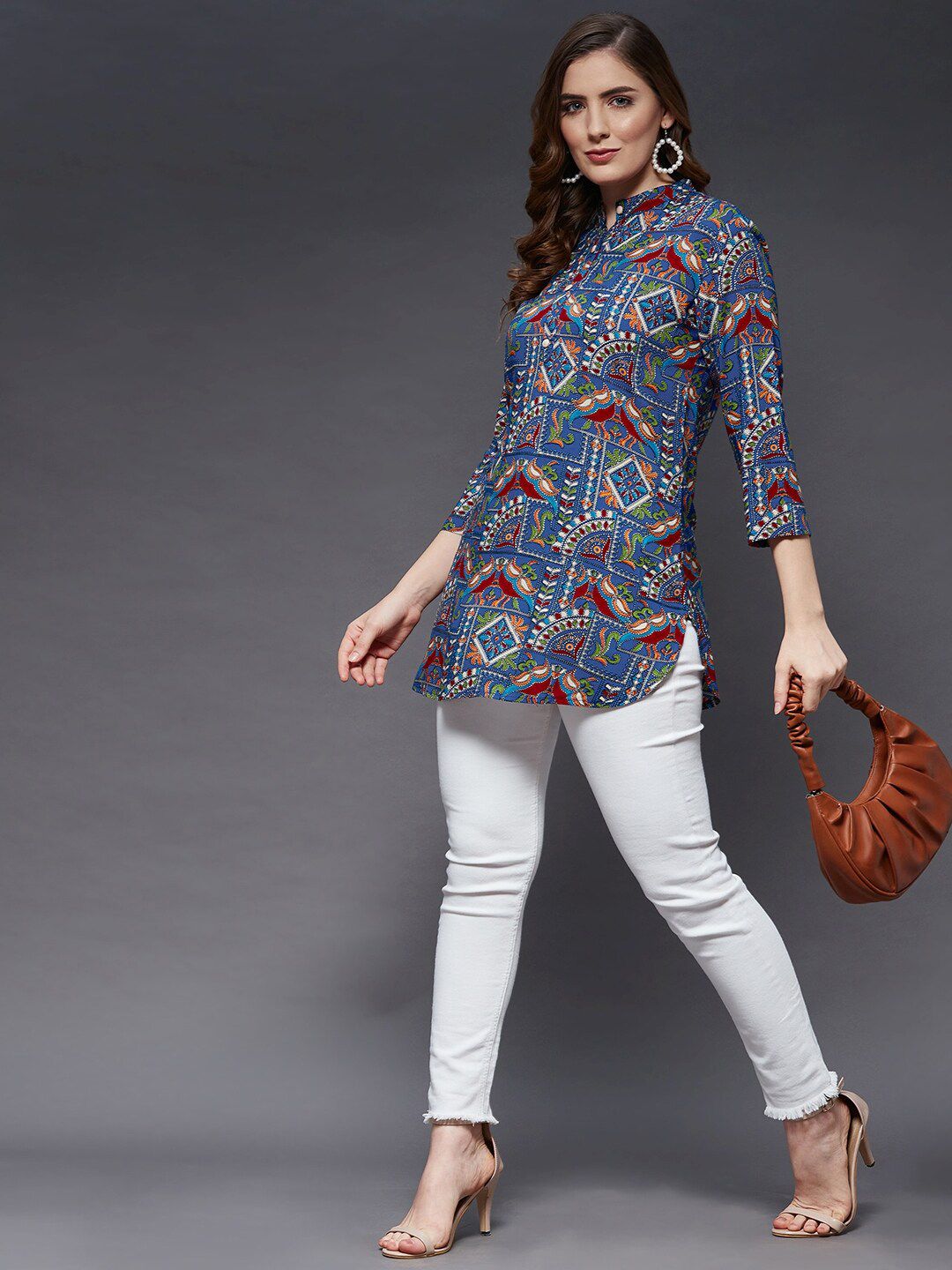 Women Blue & Maroon Viscose Rayon Mandarin Collar Printed Tunic-6