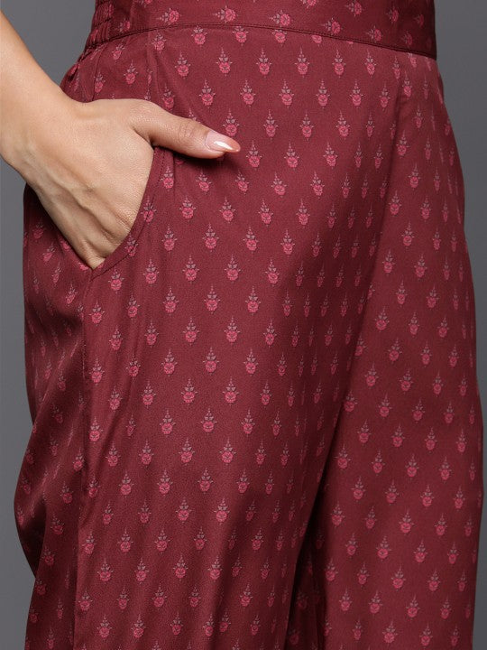 Women Maroon Floral Printed Kurta with Trousers & With Dupatta-6