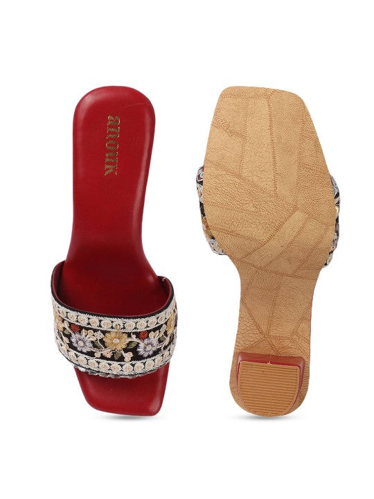 Women Textured Ethnic Bolck Heels Sandals