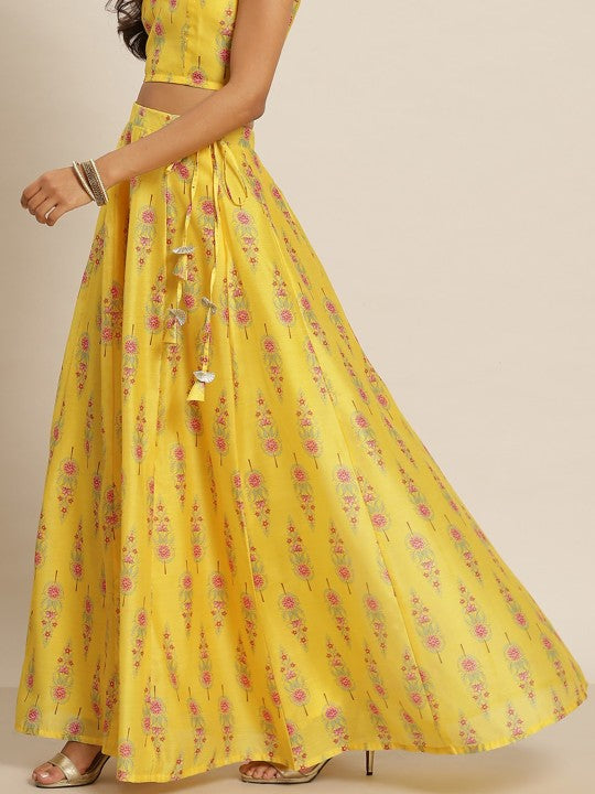 Women Yellow Printed Maxi Flared Skirts-3