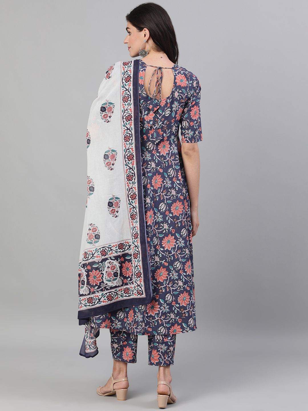 Women Red Floral Printed Kurta With Trouser & Dupatta-2