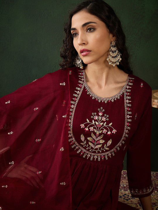 White Floral Embroidered Silk Blend A-Line Kurta With Trousers And Dupatta-9