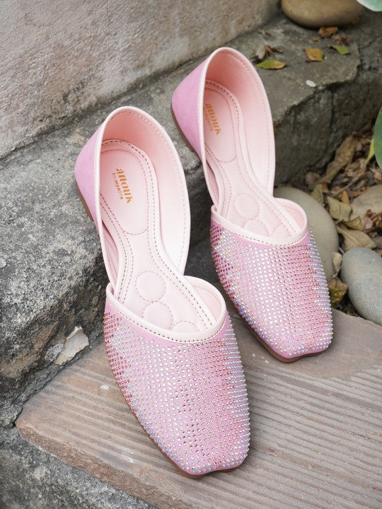 Embellished Diamond Design Mojari Flats-8