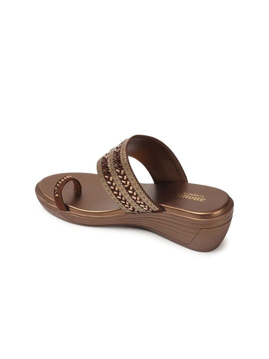 Women Textured Wedge Heel Sandals-5