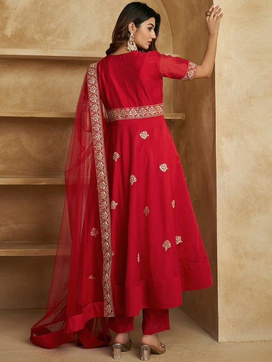 Ethnic Motifs Embroidered High Slit Zari Kurta with Trousers & With Dupatta-3