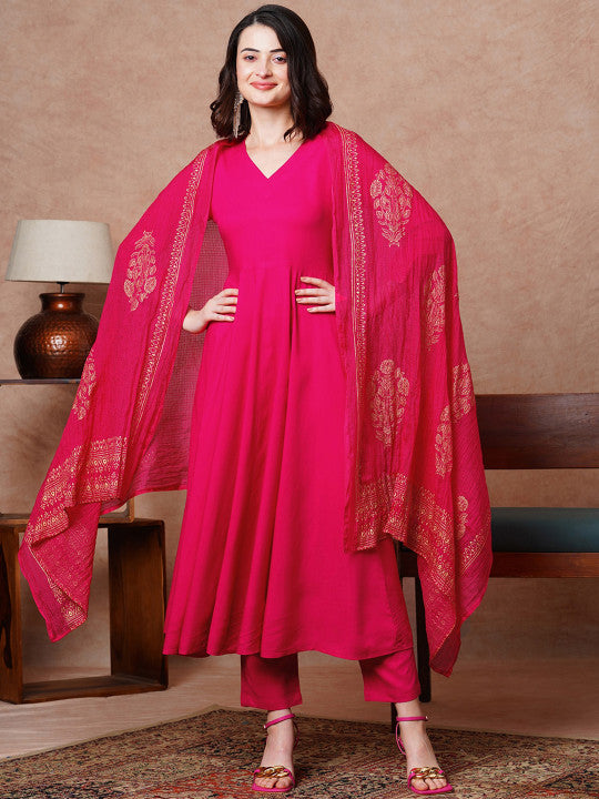 V-Neck Anarkali Kurta with Trousers & Dupatta-10