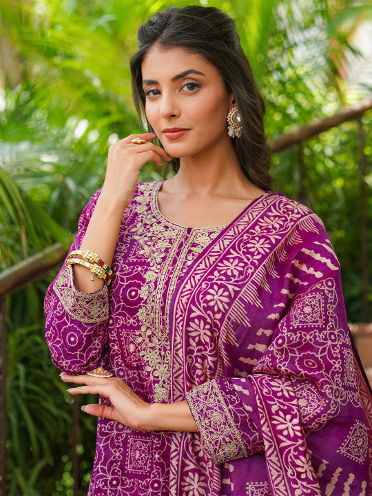 Ethnic Motifs Printed Thread Work Straight Kurta With Trouser & Dupatta-10